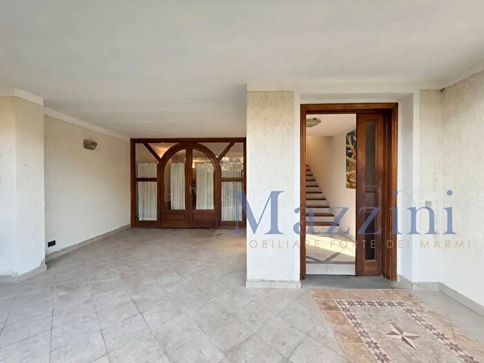Casa con 7 locali in vendita in Via della Barbiera, Forte Dei Marmi