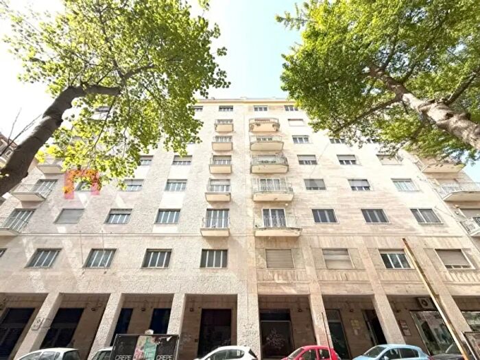 Appartamento quadrilocale in vendita in Via Dante Alighieri, Foggia