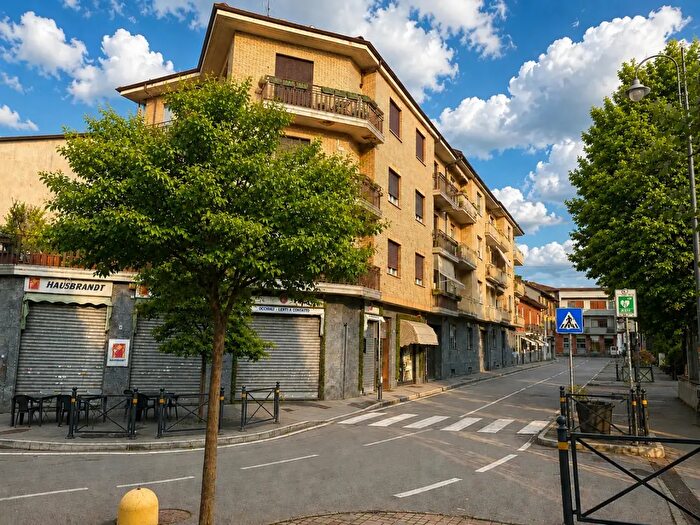 Appartamento quadrilocale in vendita in Via Amedeo Gioliti, Pianezza