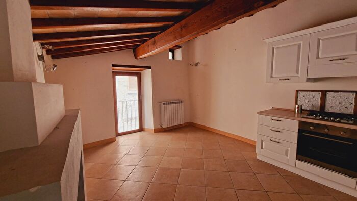 Casa trilocale in vendita in Via della Bigattiera, Lugnano In Teverina