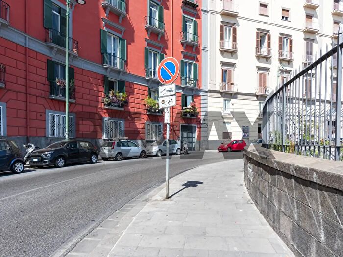 Appartamento trilocale in vendita in Corso Vittorio Emanuele Snc, Napoli