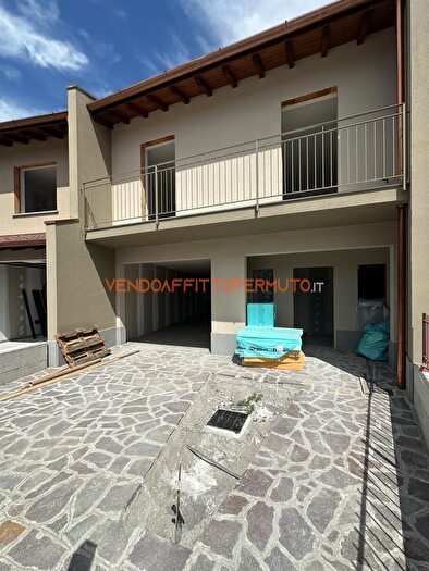 Casa quadrilocale in vendita in Via della Vittoria, Agnadello