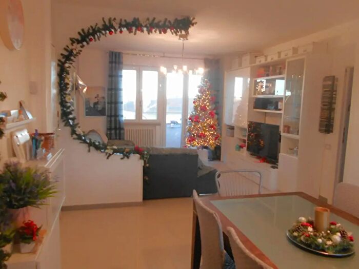 Appartamento con 6 locali in vendita in a Genova, Calcinaia