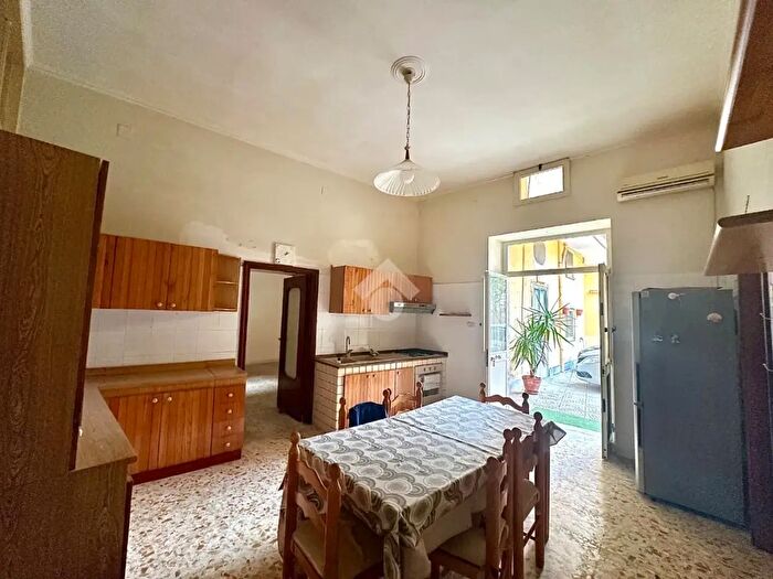 Appartamento con 5 locali in vendita in Via Giuseppe Mazzini, SantAntimo