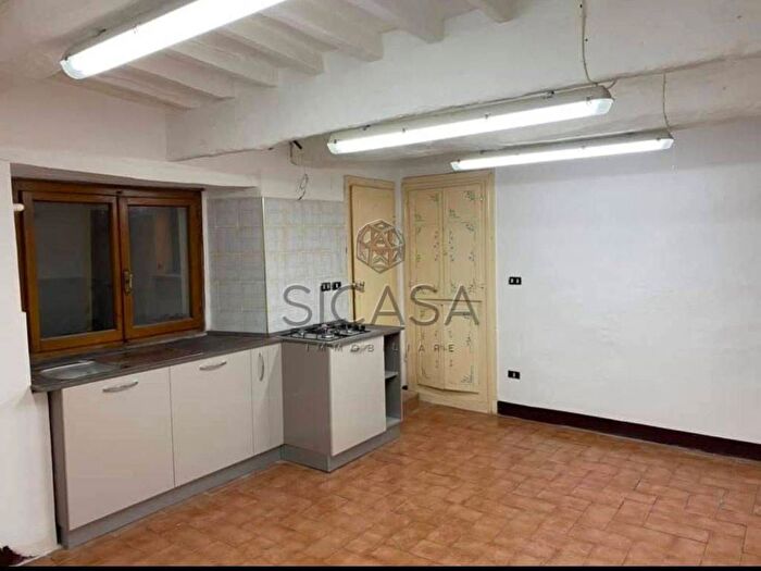 Appartamento trilocale in affitto in Centro, Sansepolcro