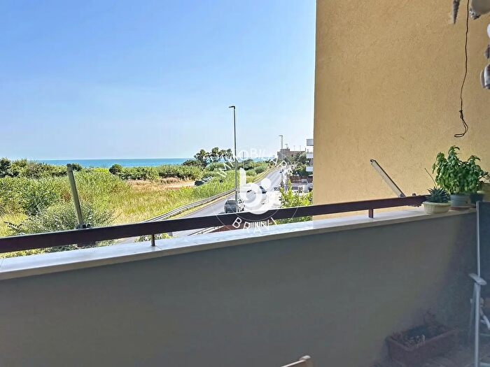 Appartamento trilocale in vendita in Via delle Dalie, Santa Marinella