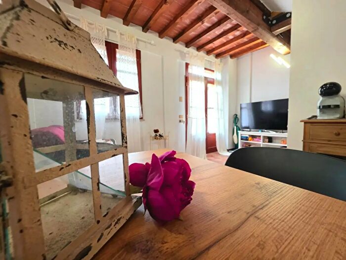 Casa bilocale in vendita in Strada Provinciale dellEcce Homo, Gambassi Terme