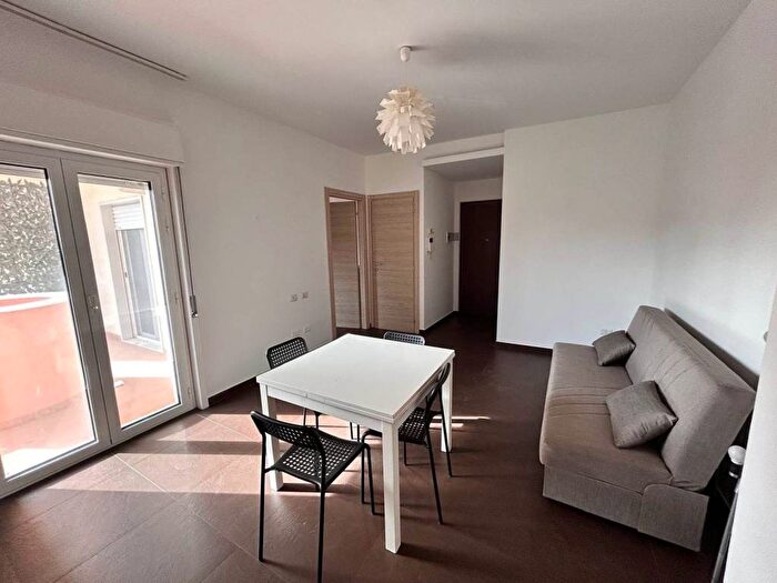 Appartamento trilocale in affitto in Viale Dei Platani, Centro, San Cataldo