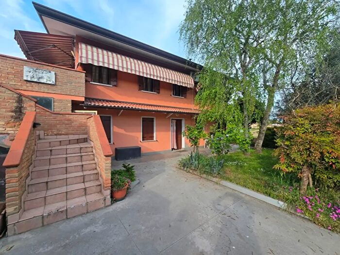 Casa con 5 locali in vendita in Vigonovo