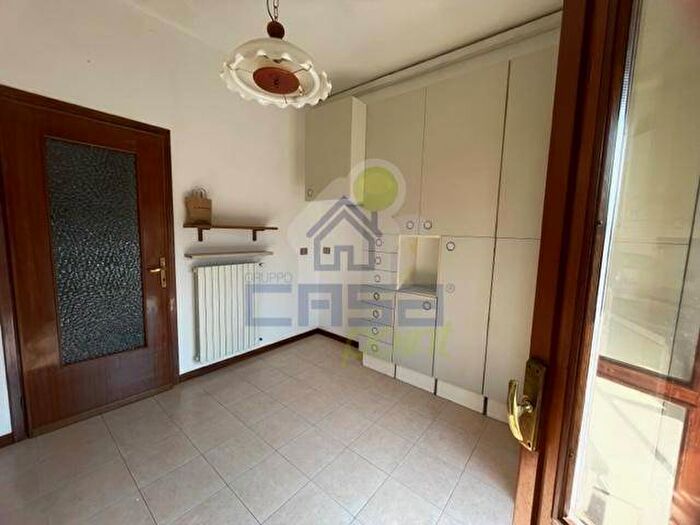 Appartamento quadrilocale in affitto in Via Rapari Pallavicino, Centro, Castelvetro Piacentino