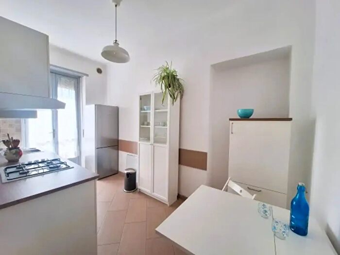 Appartamento trilocale in affitto in Via Carlo Capelli, Torino