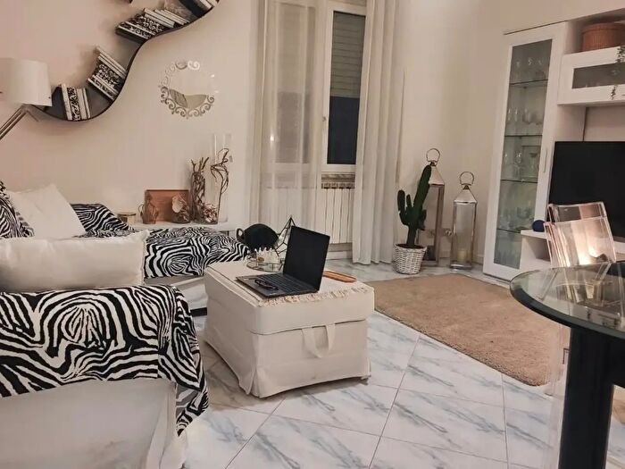 Appartamento con 5 locali in vendita in Carrara
