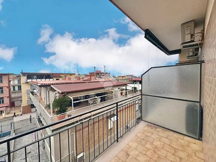 Appartamento trilocale in vendita in Via C Colombo, Arzano