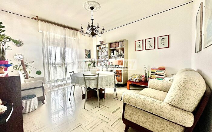 Appartamento trilocale in vendita in Rozzano