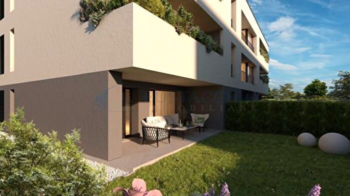 Appartamento trilocale in vendita in Via Gabriele dAnnunzio, Treviolo