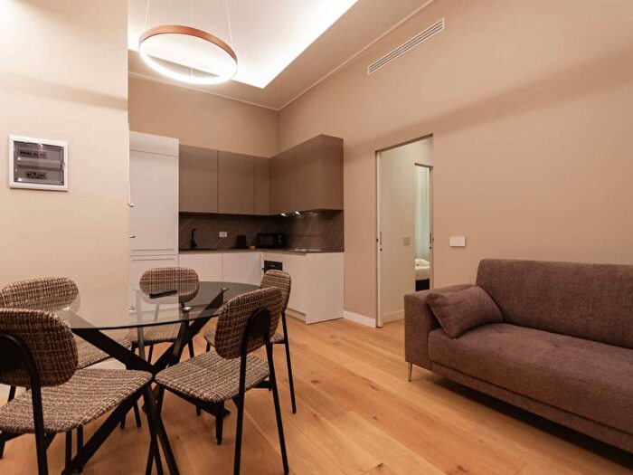 Appartamento trilocale in affitto in Via Nino Bixio, Piave Tricolore, Milano