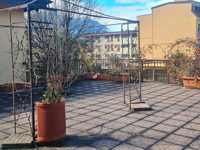 Appartamento con 5 locali in affitto in Via XX Settembre, Centro, Bellano