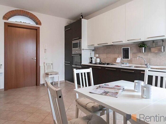 Appartamento bilocale in affitto in Via Andrea Ponti, Barona, Milano