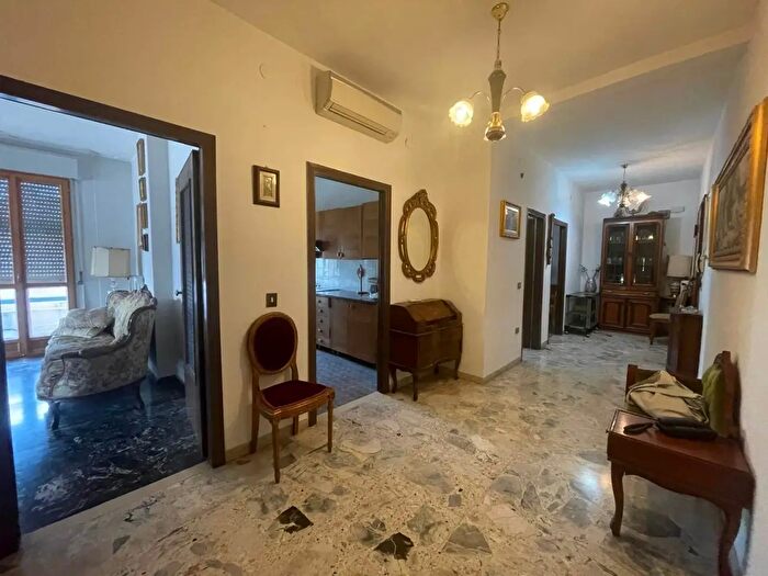 Appartamento con 6 locali in vendita in Viale Mediterraneo, Chioggia