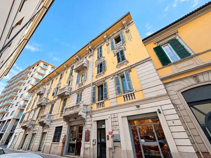 Appartamento quadrilocale in vendita in Via Verona, Alessandria