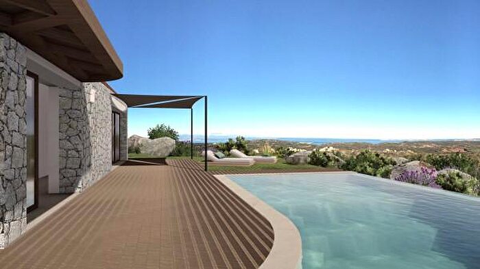 Casa con 6 locali in vendita in Via Marco Polo, Santa Teresa Gallura