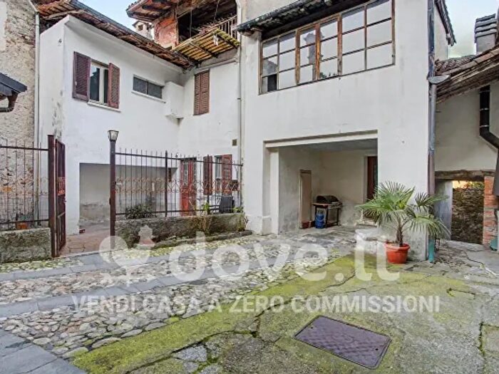 Casa trilocale in vendita in Via Giorgetti, Brissago Valtravaglia