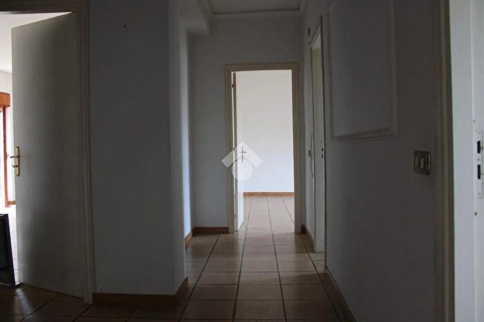 Appartamento trilocale in vendita in Via Nazionale, Santa Maria Del Cedro