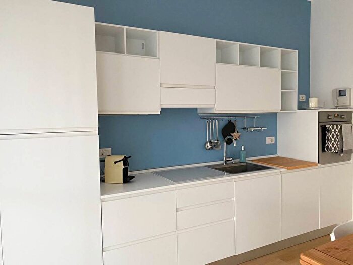 Appartamento monolocale in affitto in Via Savona, Giambellino, Milano