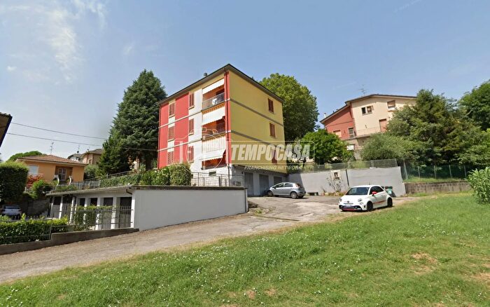 Appartamento con 5 locali in vendita in Via Achillini, Sasso Marconi