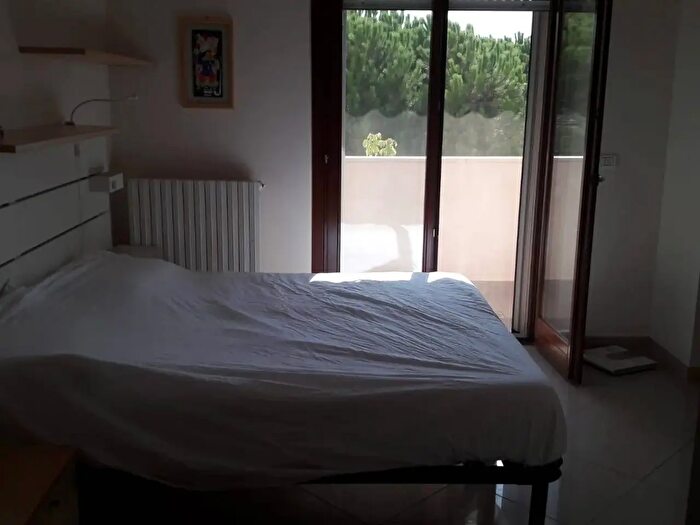 Appartamento con 5 locali in affitto in Via Molino, Chieti