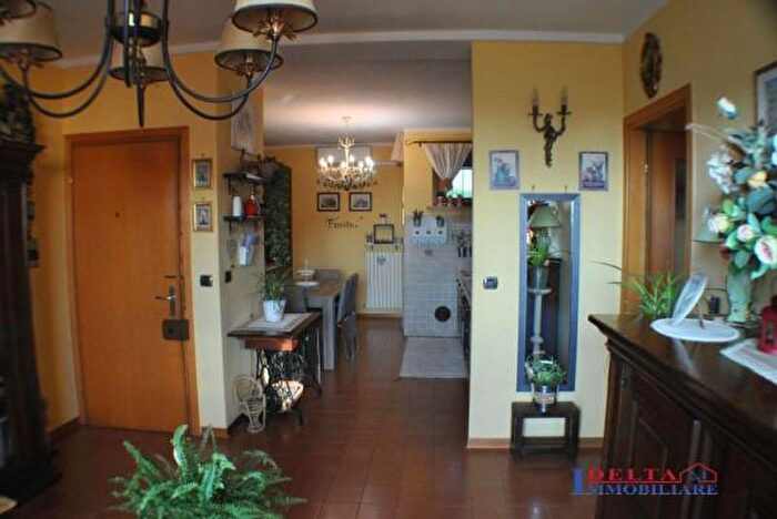 Appartamento quadrilocale in vendita in Area Residenziale Rosignano Solvay, Rosignano Marittimo