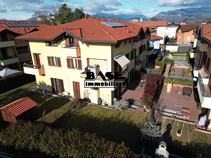 Appartamento bilocale in vendita in Luisago