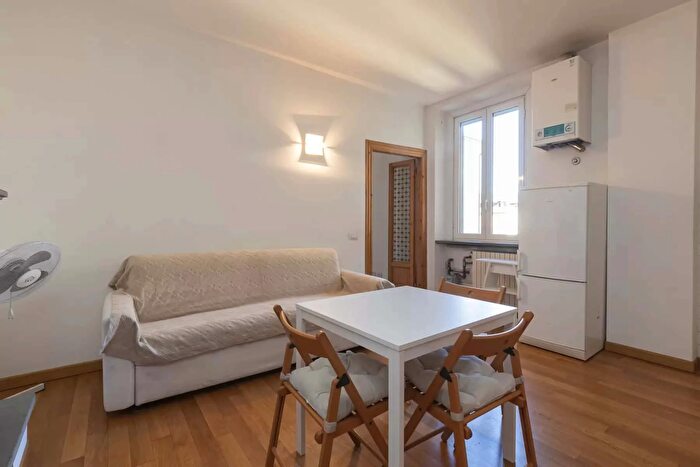 Appartamento monolocale in affitto in Via Felice Casati, Milano