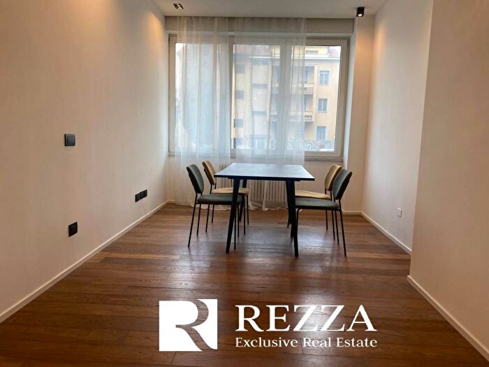 Appartamento bilocale in affitto in Via Melchiorre Gioia, Centrale, Milano