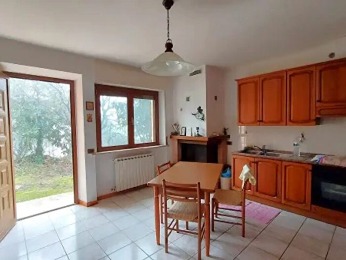 Casa con 6 locali in vendita in Senigallia