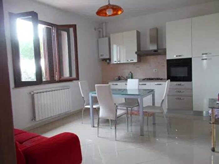 Appartamento trilocale in affitto in Via Di Santa Lucia Nord, Santa Lucia La Borra, Pontedera