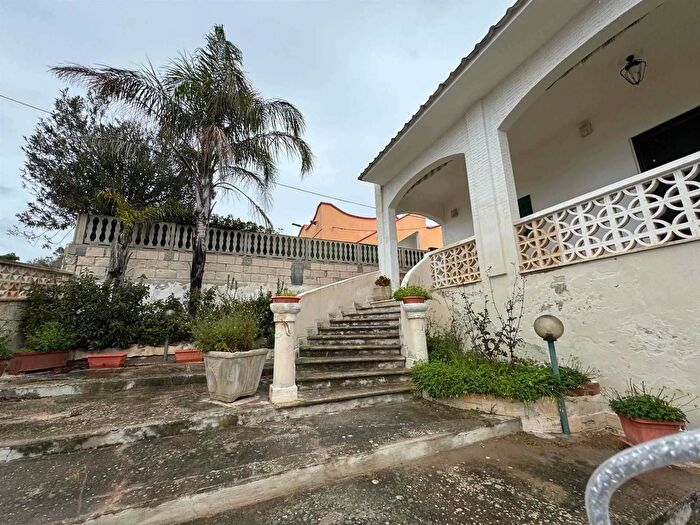 Casa con 5 locali in vendita in Via delle Camelie Sn Avetrana, Avetrana