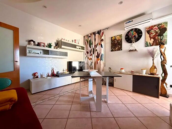 Appartamento trilocale in vendita in Via Leongito, Bitonto