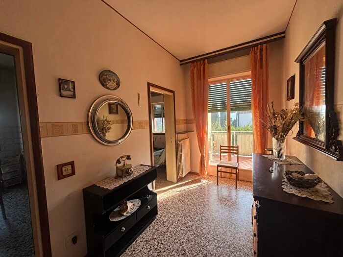 Appartamento trilocale in vendita in Ziano Piacentino