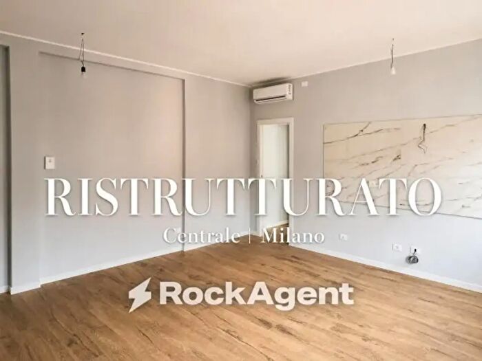 Appartamento bilocale in vendita in Via Cristoforo Gluck, Milano
