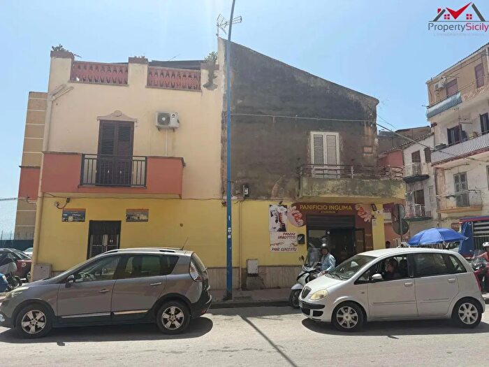 Appartamento trilocale in vendita in Porto Empedocle