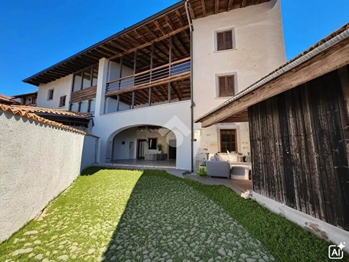 Casa con 6 locali in vendita in Via Giovanna Maria Benzoni, Songavazzo