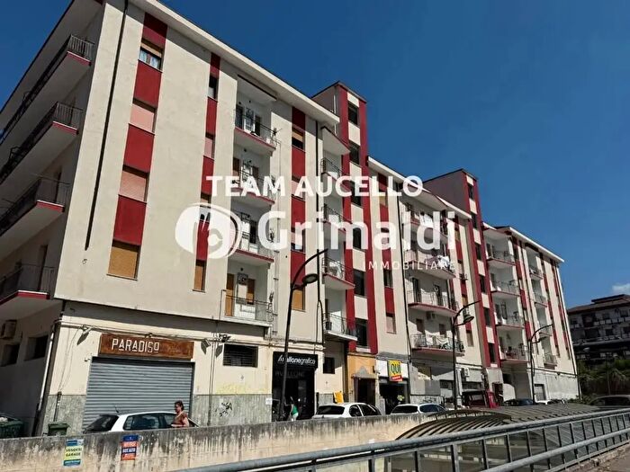 Appartamento quadrilocale in vendita in Via Rocco Cocchia, Salerno
