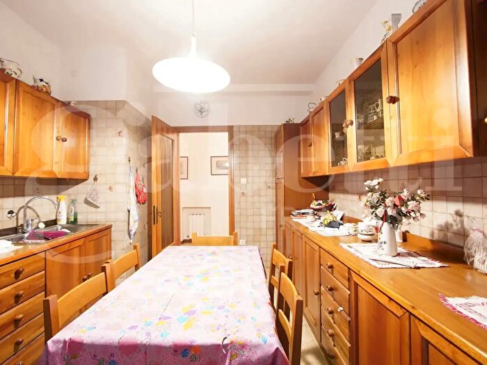 Appartamento con 5 locali in vendita in Viale San Marco, Venezia