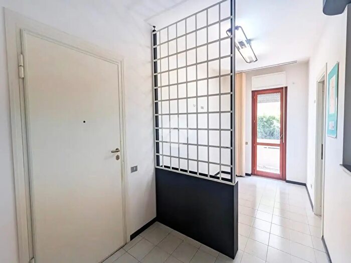 Appartamento con 5 locali in vendita in Via Francesco Ciusa, Oristano