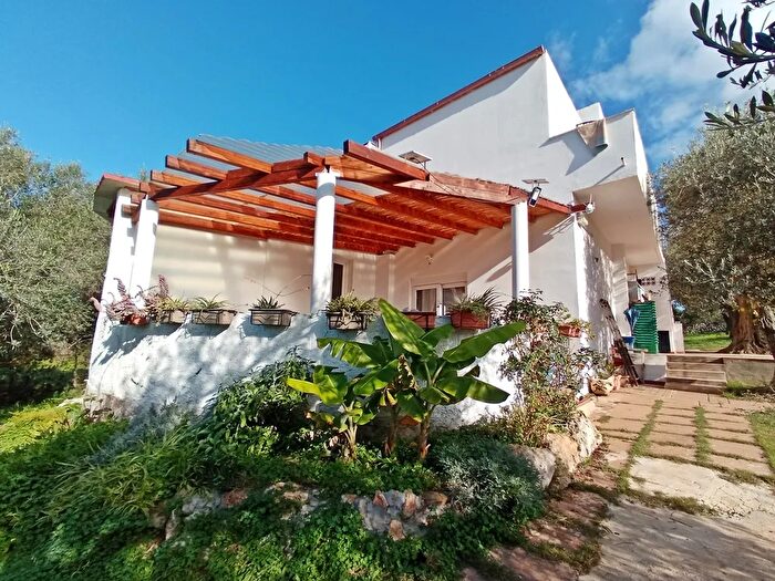 Casa con 5 locali in vendita in Strada Vicinale Mandra di lAinu, Sassari