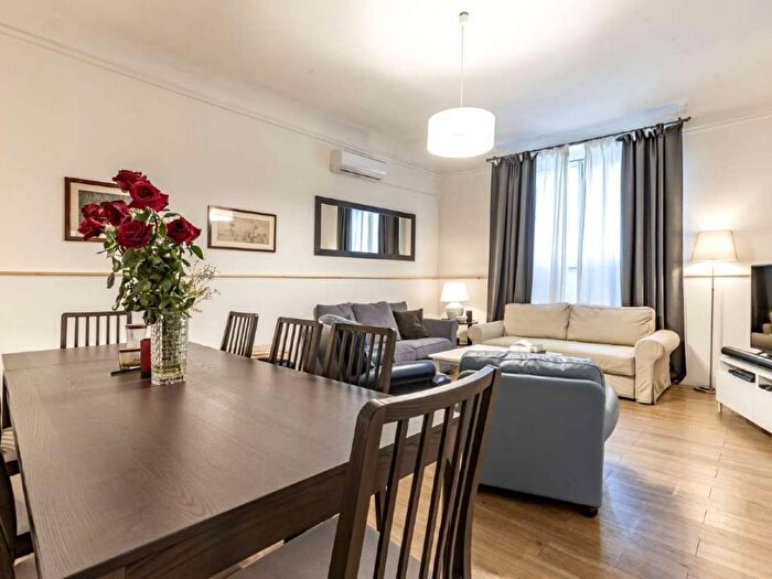 Appartamento trilocale in affitto in via dei Monti Parioli, Euclide, Roma