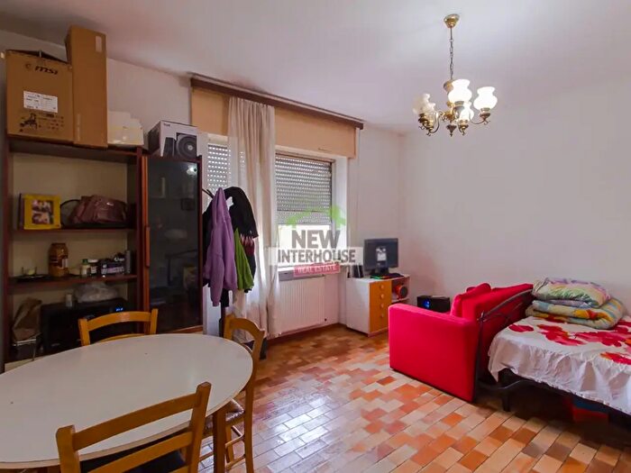 Appartamento trilocale in vendita in Via Unità d'Italia, Maniago