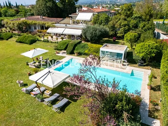Casa con 6 locali in vendita in Via della Villa I Cedri, Bagno A Ripoli