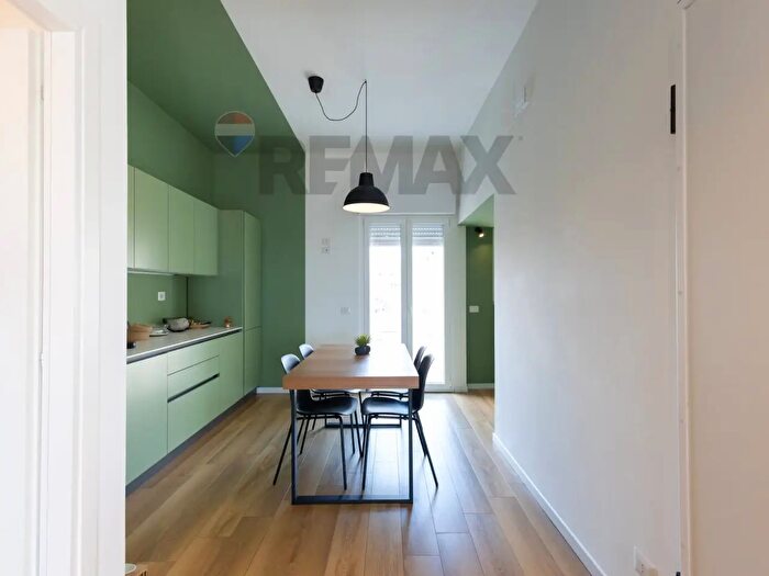 Appartamento trilocale in vendita in Via Stazzone, Catania
